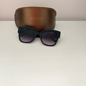 Gucci Black Sunglasses with Brown Case